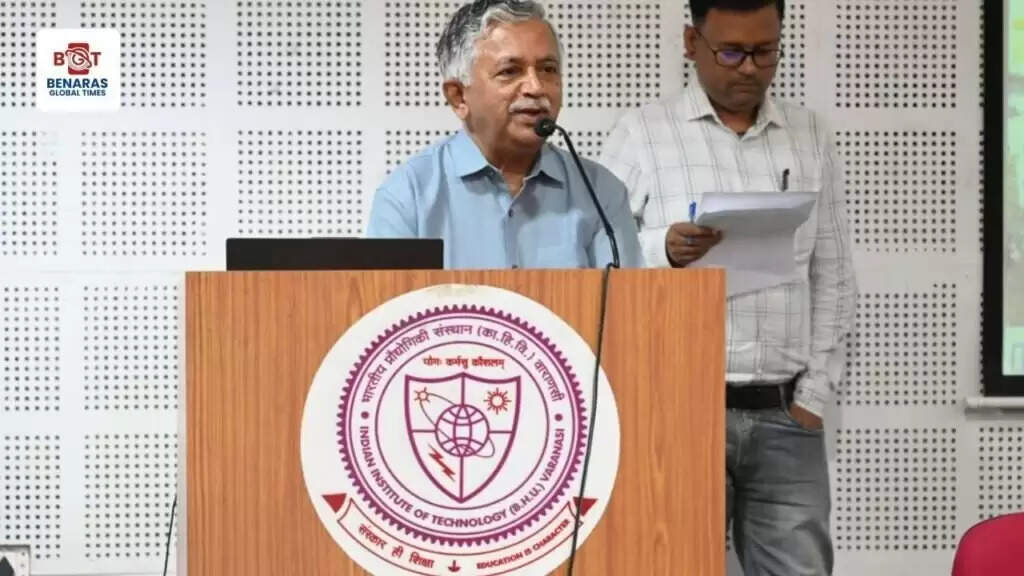 IIT BHU Junior Assistant Training Program Concludes: सूचना का अधिकार अधिनियम समेत प्रशासनिक दक्षता पर मिला प्रशिक्षण