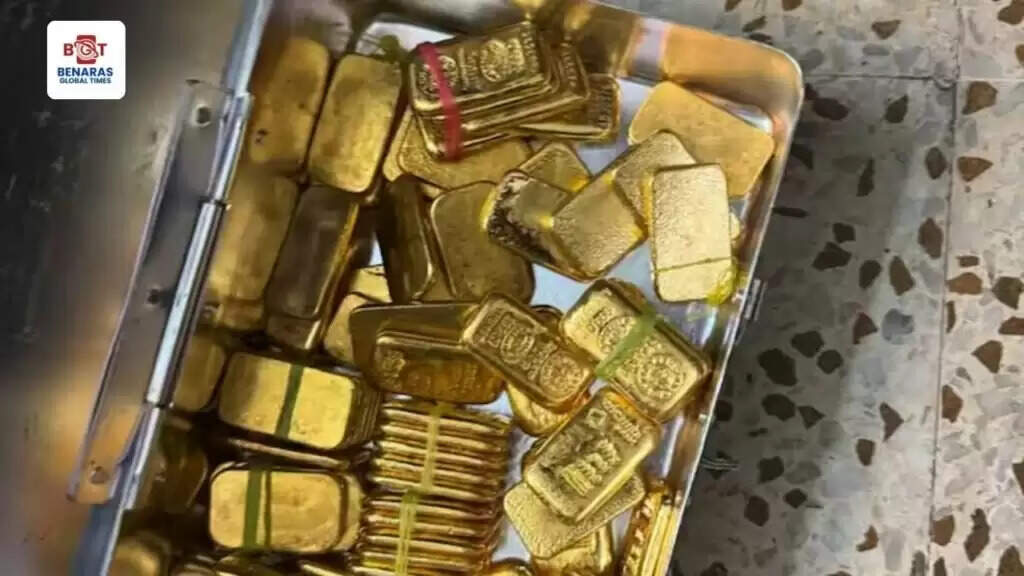 Ahmedabad Raid : अहमदाबाद में स्टॉक मार्केट संचालक के फ्लैट से 95.5 किलो सोना और नकदी बरामद, DRI-ATS की बड़ी छापेमारी
