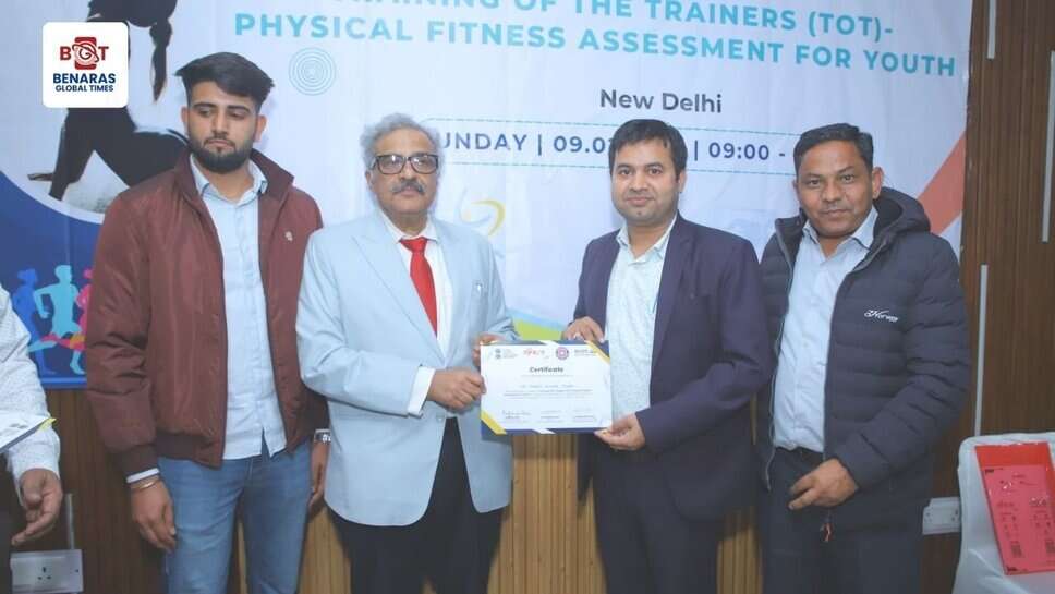 काशी विद्यापीठ के डॉ. अंबुज कुमार मिश्र ने नई दिल्ली में बाल उमंग दृश्य संस्था ट्रेनिंग में लिया भाग