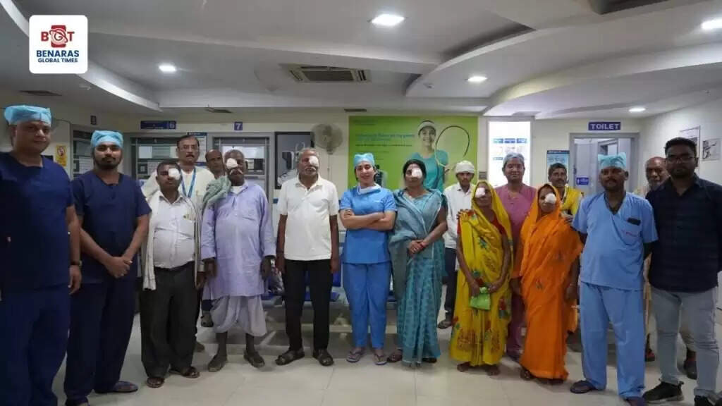 RK Netralaya: 6 मरीजों की लौटी रोशनी, सफलतापूर्वक हुआ नि:शुल्क मोतियाबिंद ऑपरेशन शिविर