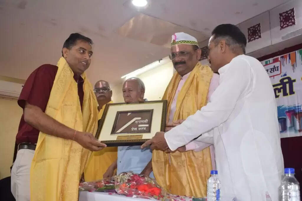 Press Club : फोटोग्राफी प्रतियोगिता, महापौर ने किया बहुउद्देशीय सभागार का लोकार्पण