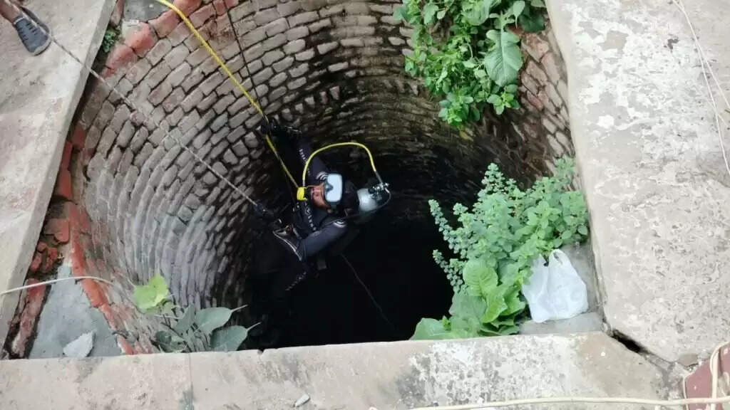कुएं में कूदकर 21 वर्षीय युवक ने दी जान, NDRF ने निकाला शव