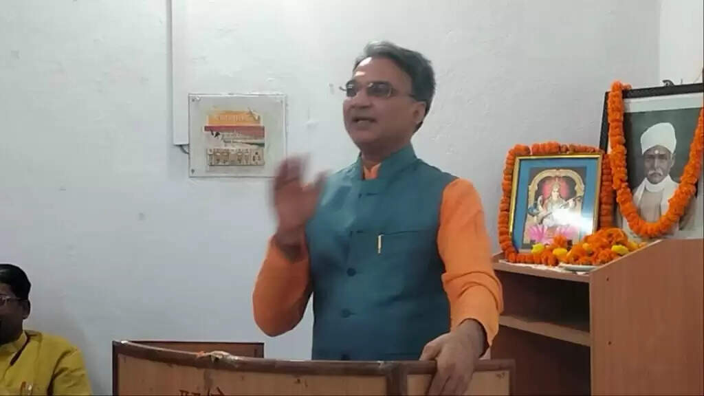 Kashi Vidyapith Exam : एम.ए. मास कॉम द्वितीय सेमेस्टर की मिड टर्म परीक्षा 7 अप्रैल को