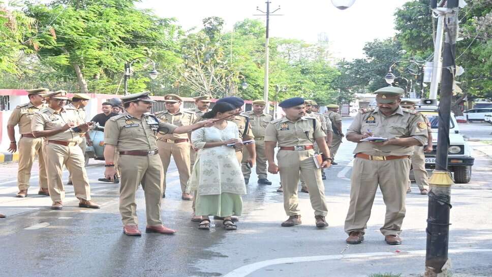 Varanasi :आयुक्त मोहित अग्रवाल ने रिक्रूट आरक्षियों के प्रशिक्षण और रहने की व्यवस्था का किया निरीक्षण, दिए आवश्यक निर्देश