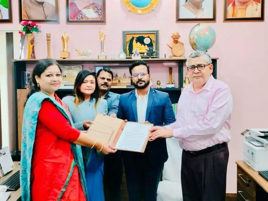 काशी विद्यापीठ और नौकरी कैम्पस इंफो एज इंडिया के बीच एमओयू, छात्रों को मिलेगा प्लेसमेंट और इंटर्नशिप का लाभ