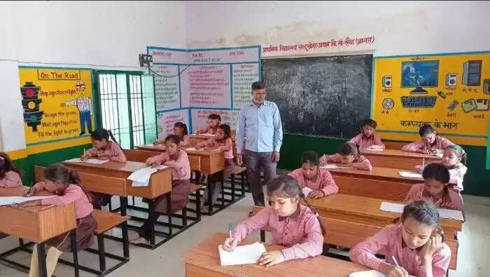 School Timing में बड़ा बदलाव: 3 अक्टूबर से वाराणसी के सरकारी स्कूलों में नई व्यवस्था