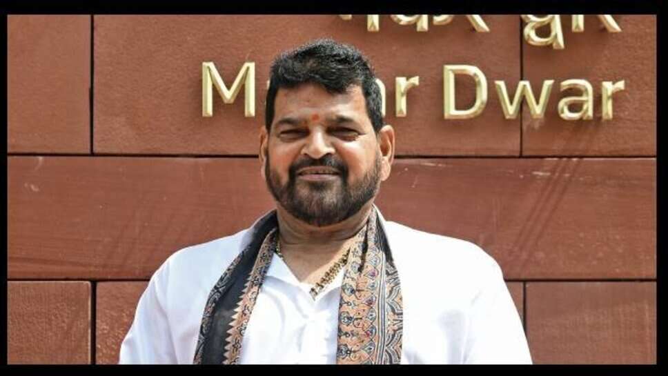 Brijbhushan Sharan Singh को बड़ी राहत, कोर्ट ने पॉक्सो केस को किया बंद