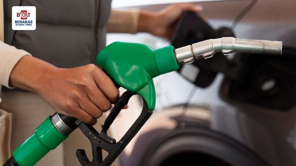 Excise Duty: पेट्रोल-डीजल पर सरकार ने 2-2 रुपये बढ़ाया उत्पाद शुल्क, जनता पर नहीं पड़ेगा अतिरिक्त बोझ