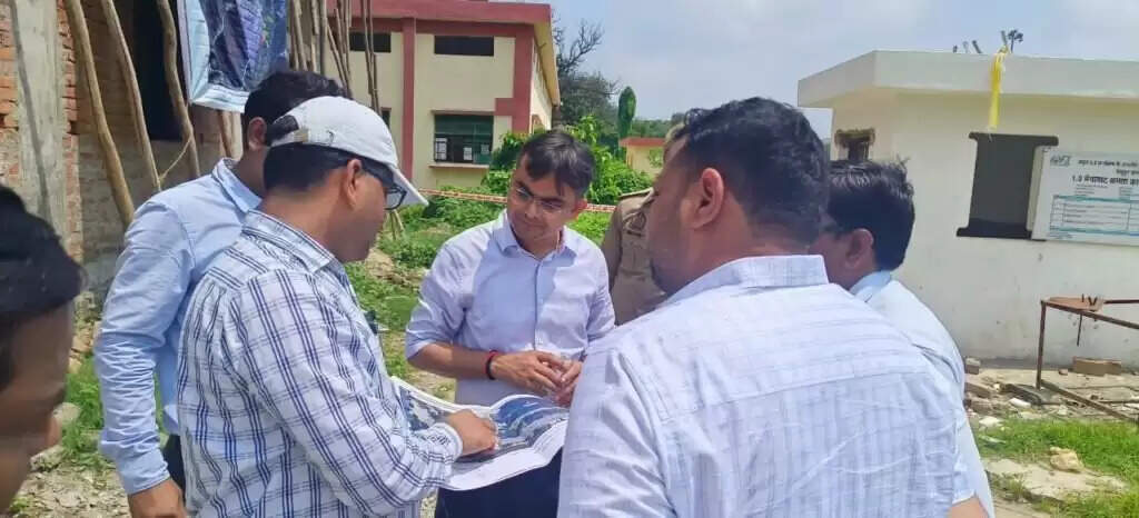 Varanasi : बर्ड फ्लू को लेकर प्रशासन अलर्ट, कंट्रोल रूम स्थापित