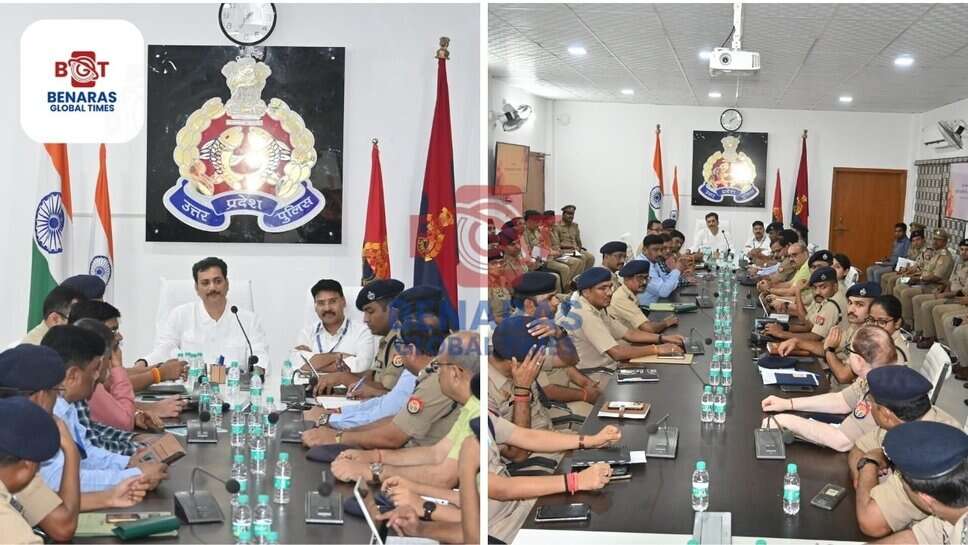 Varanasi Police : Pm Modi के आगमन को लेकर पुलिस हाई अलर्ट पर,पुलिस आयुक्त ने की पूर्व ब्रीफिंग, राजपत्रित अधिकारियों को दिए कड़े निर्देश