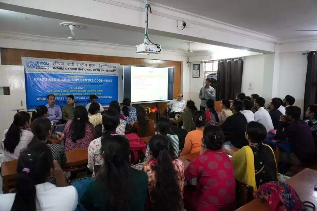 IGNOU Induction Meet 2025: माइक्रोटेक कॉलेज में नवप्रवेशी शिक्षार्थियों का स्वागत