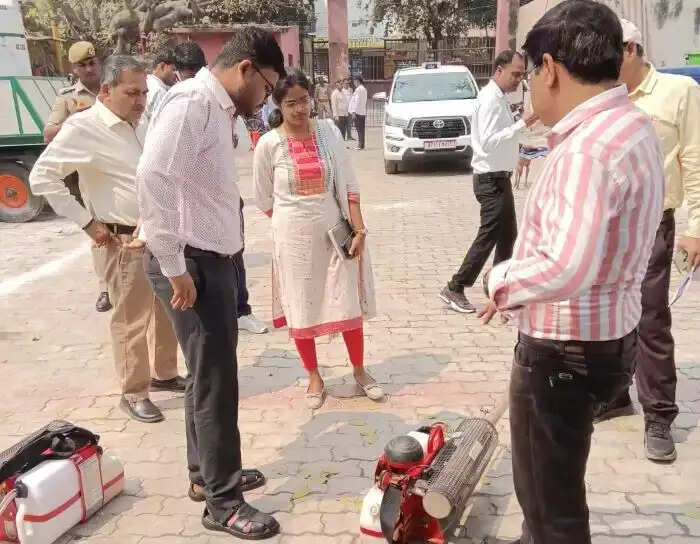 Varanasi Cold Fogging Trial: नगर निगम और स्वास्थ्य विभाग ने शुरू की मच्छर नियंत्रण की नई तकनीक