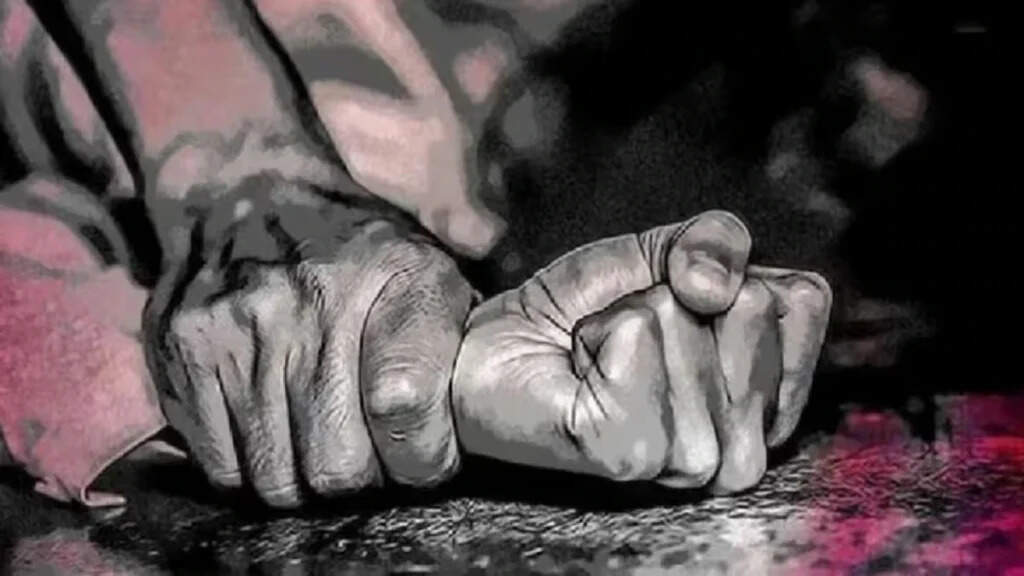 DU प्रोफेसर पर नाबालिग छात्रा से यौन उत्पीड़न का आरोप, ICC ने सेवा से हटाने की सिफारिश