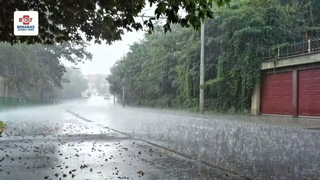 UP Weather Update : यूपी में बदलेगा मौसम का मिजाज, आज इन 60 जिलों में गरज-चमक के साथ बारिश के आसार, व्रजपात का भी अलर्ट