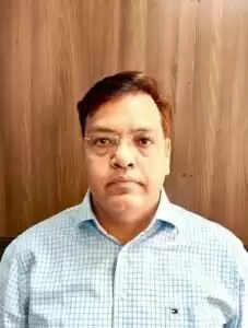 जो धीरे-धीरे लुप्त हो जाता है