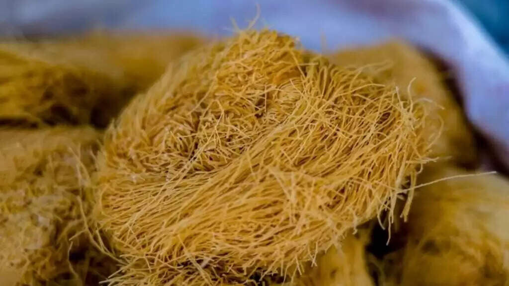 Eid 2025 : भदउ सेवई मंडी में तैयारियां जोरों पर, परंपरागत स्वाद में बढ़ी मांग