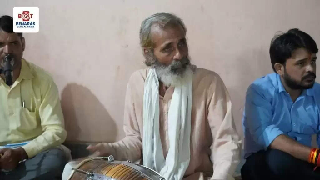 Ganesh Gaibi में साप्ताहिक भजन संध्या का आयोजन, भक्ति गीतों से गूंजा महमूरगंज का वातावरण