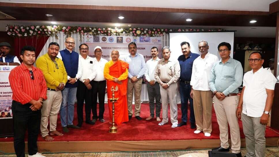 वाराणसी में Heritage Tourism अवेयरनेस प्रोग्राम, घरेलू पर्यटन और सामुदायिक अर्थव्यवस्था पर जोर