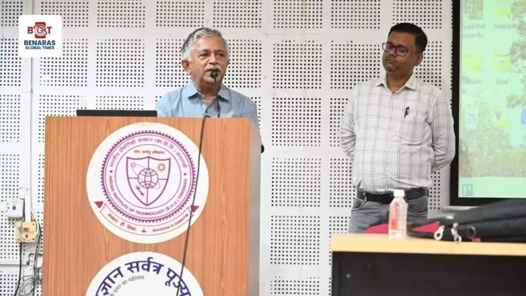 IIT BHU Junior Assistant Training Program Concludes: सूचना का अधिकार अधिनियम समेत प्रशासनिक दक्षता पर मिला प्रशिक्षण