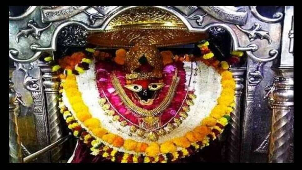 Chaitra Navratri 2025 : विंध्य पहाड़ी पर ब्रह्माण्ड का एकमात्र ऐसा स्थान, जहां एक साथ विराजती हैं तीन देवियां