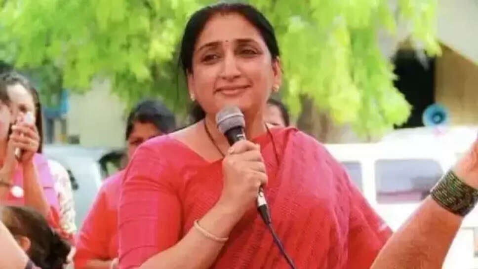 Sunetra Pawar 