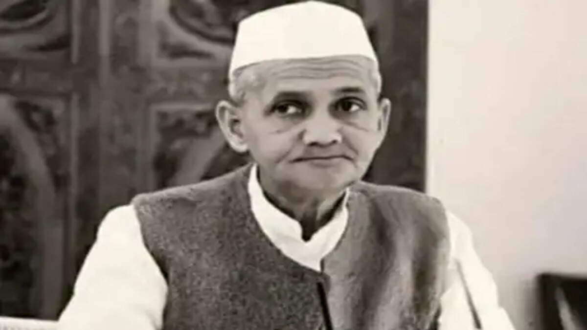 लाल बहादुर शास्त्री 