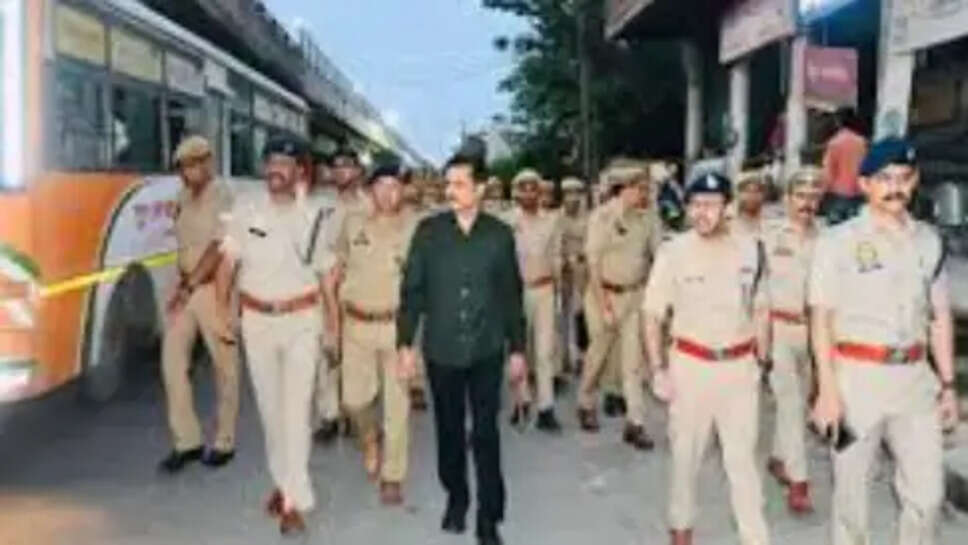 58 नावें सीज