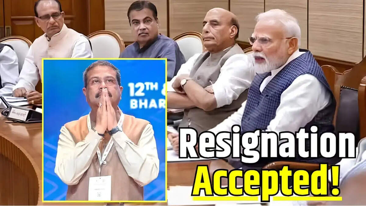 PM Modi ने किया धर्मेंद्र प्रधान का इस्तीफा मंजूर, जंतर-मंतर से लेकर देशभर में छात्रों ने मनाया जश्न
