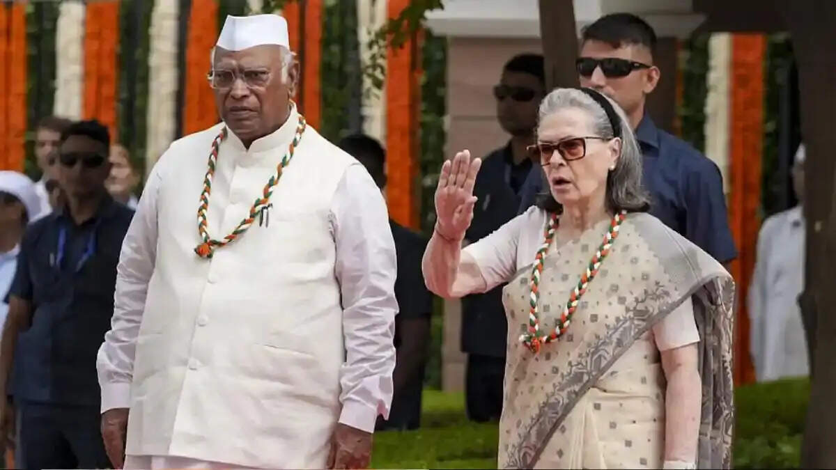 सोनिया