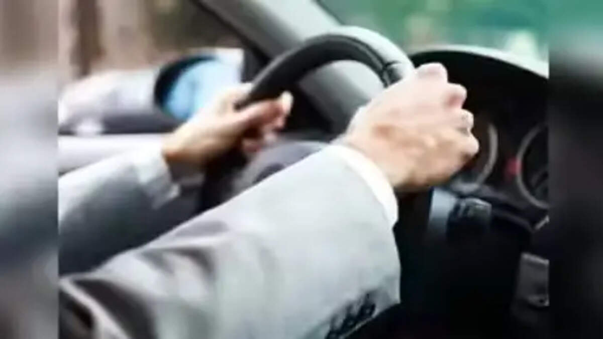हाईटेक ड्राइविंग ट्रेनिंग सेंटर