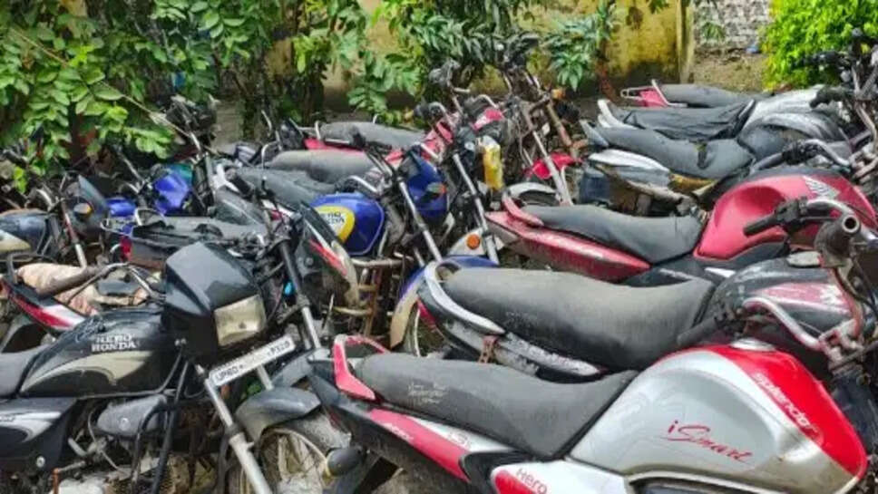  फूलपुर थाने 