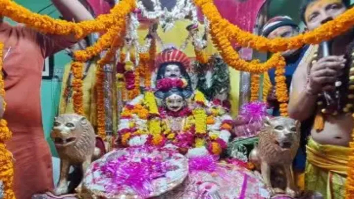 श्रीकाशी विश्वनाथ की पंचबदन प्रतिमा 