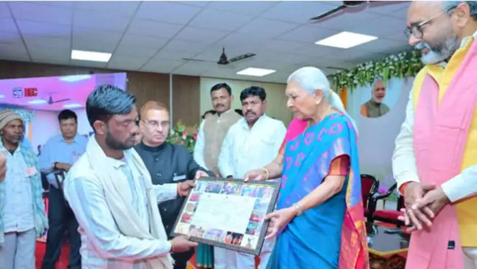  राज्यपाल आनंदीबेन पटेल का आह्वान: 2026 तक टीबी मुक्त भारत के लिए जनभागीदारी जरूरी, 100 बालिकाओं को लगा एचपीवी टीका