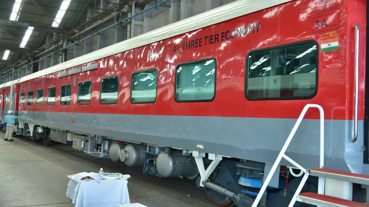 वीरता पुरस्कार विजेताओं के परिवारों को बड़ी सौगात: अब जीवनभर मिलेगी मुफ्त रेल यात्रा की सुविधा