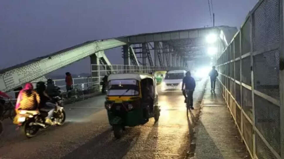 राजघाट पुल बंद