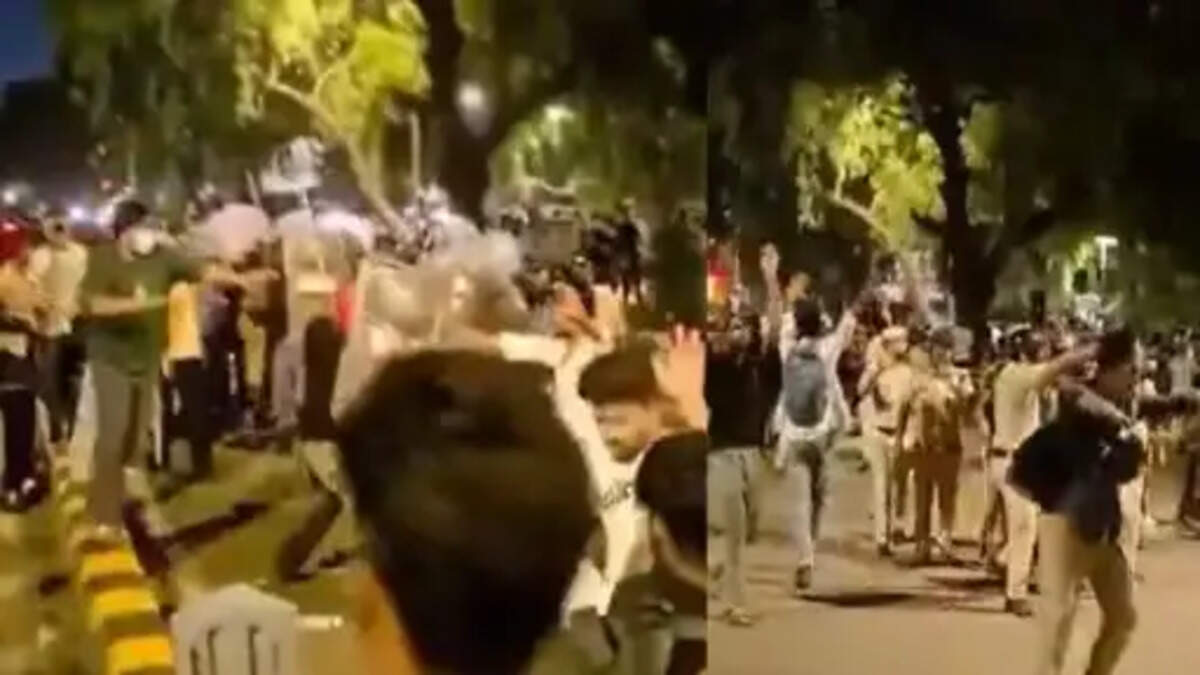 Jantar Mantar Violence