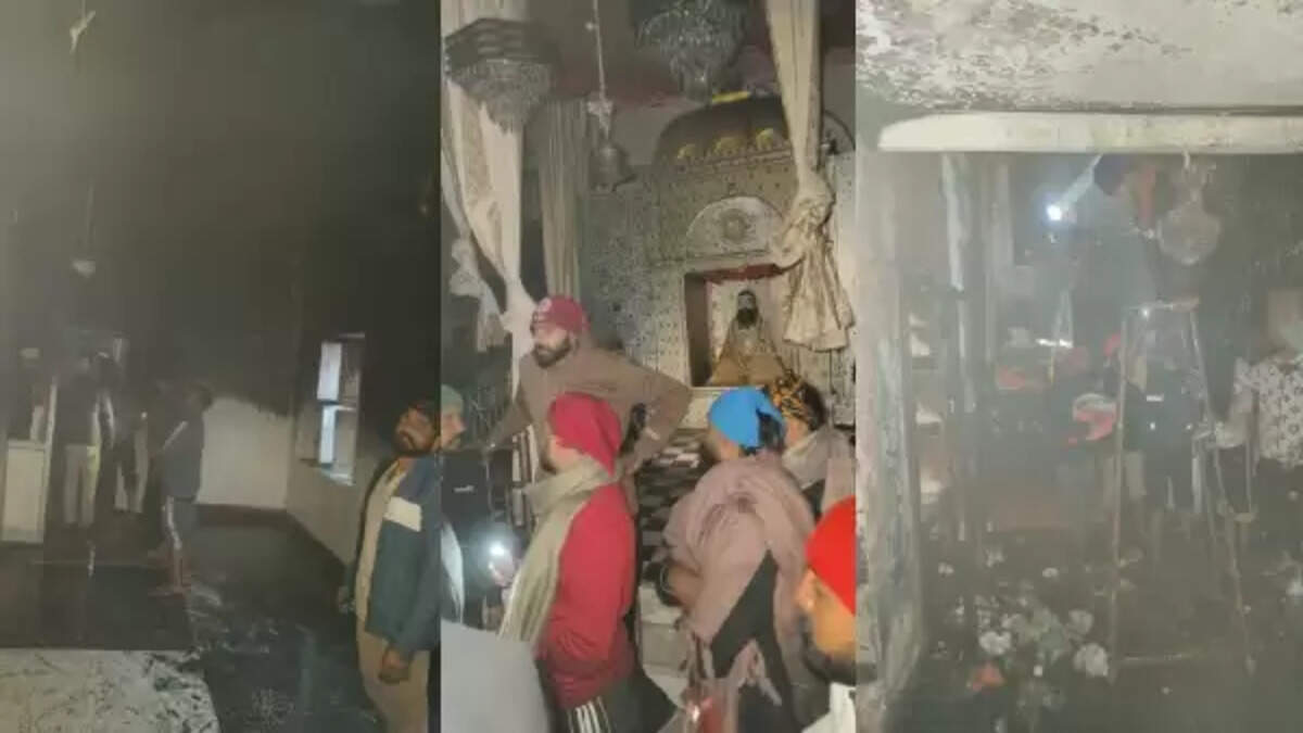संत रविदास मंदिर में शॉर्ट सर्किट 