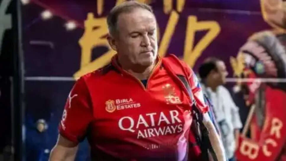 Andy Flower Fine