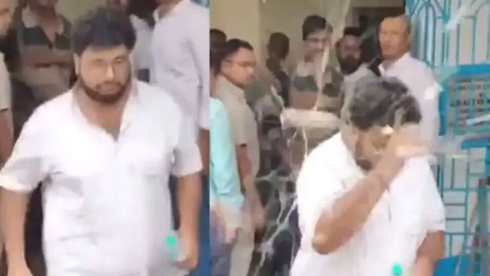 TMC नेता सौमित्र बनर्जी 