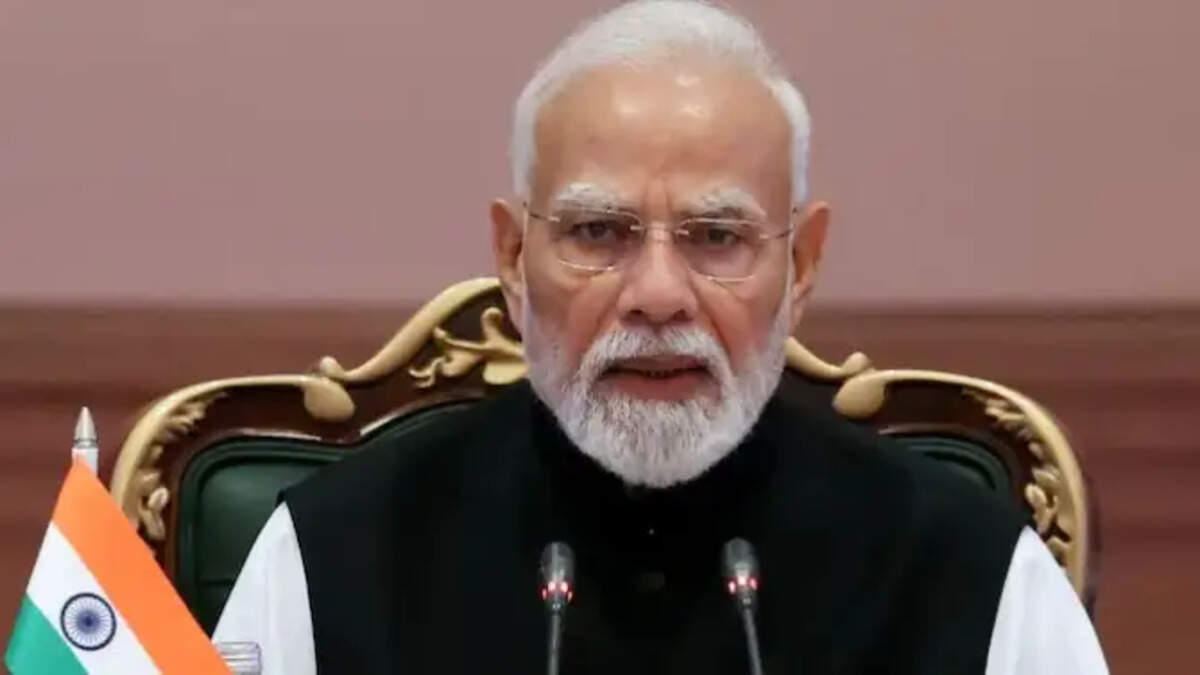 PM मोदी