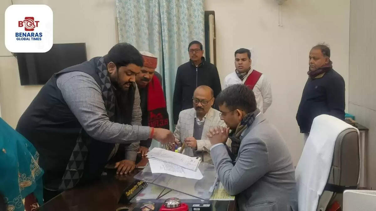 Dm Varanasi 