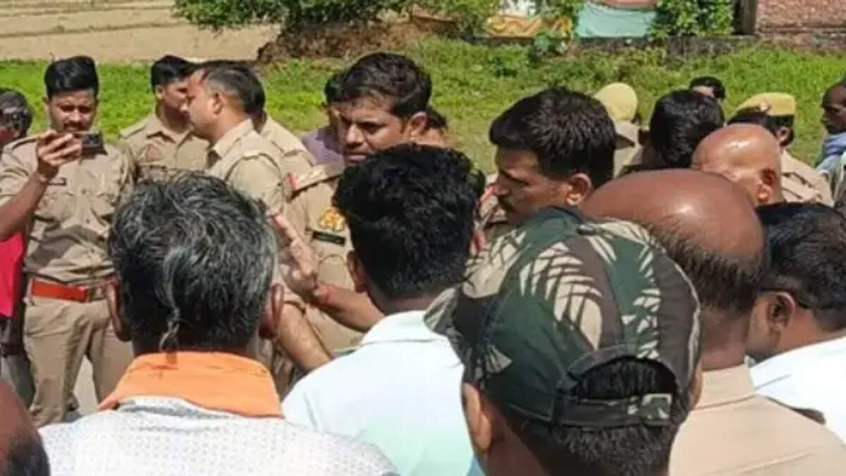 वरुणा 