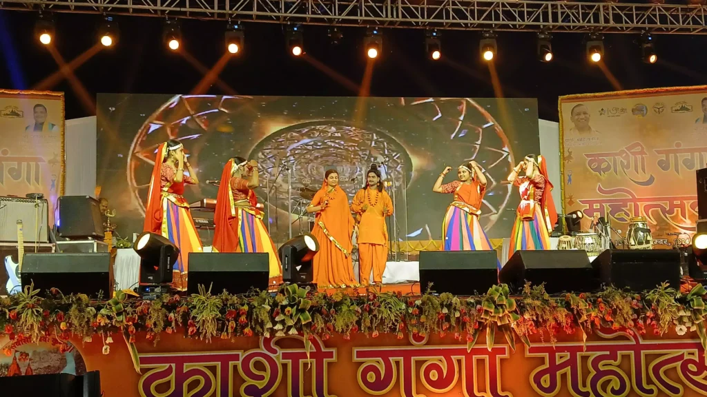 काशी गंगा महोत्सव: दूसरे दिन सांस्कृतिक प्रस्तुतियों ने बांधा समां, सितार और कथक ने मोहा दर्शकों का मन काशी गंगा महोत्सव: दूसरे दिन सांस्कृतिक प्रस्तुतियों ने बांधा समां, सितार और कथक ने मोहा दर्शकों का मन काशी गंगा महोत्सव: दूसरे दिन सांस्कृतिक प्रस्तुतियों ने बांधा समां, सितार और कथक ने मोहा दर्शकों का मन