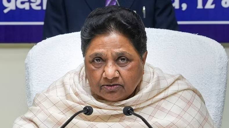 UP में सिमटता BSP का जनाधार, अस्तित्व पर मंडराया संकट