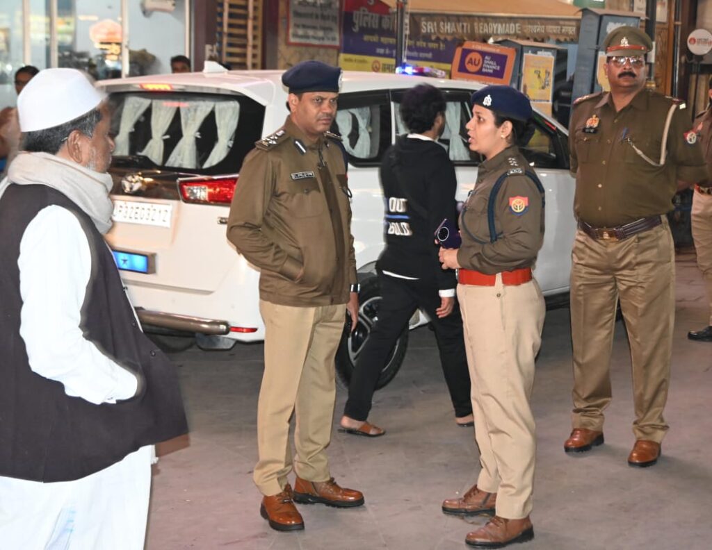 अतिक्रमण अभियान के तहत डा. एस् चन्नप्पा और प्रज्ञा पाठक ने शहर क्षेत्र का किया निरीक्षण अतिक्रमण अभियान के तहत डा. एस् चन्नप्पा और प्रज्ञा पाठक ने शहर क्षेत्र का किया निरीक्षण अतिक्रमण अभियान के तहत डा. एस् चन्नप्पा और प्रज्ञा पाठक ने शहर क्षेत्र का किया निरीक्षण