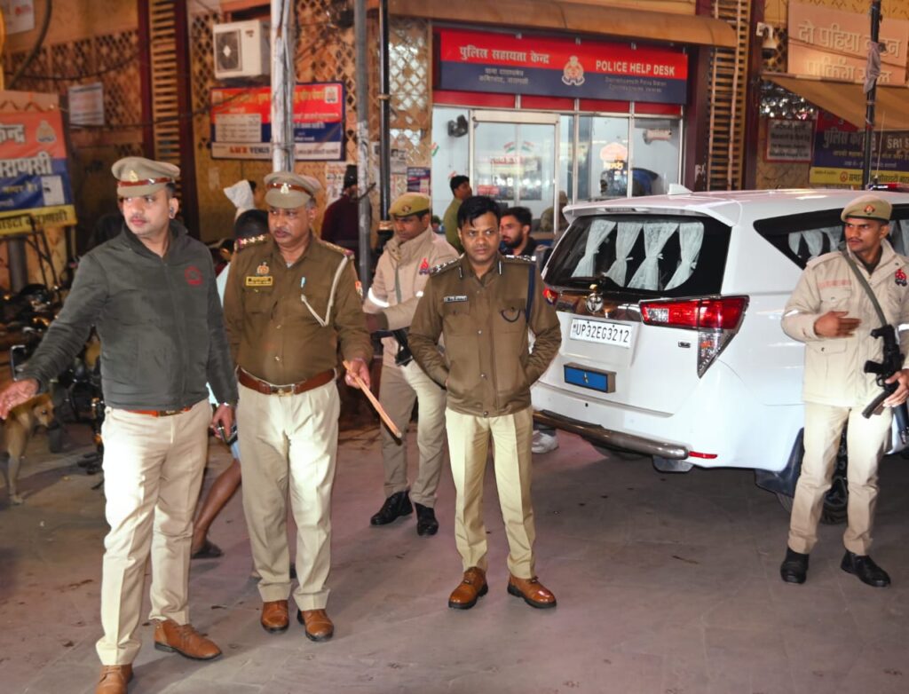 नववर्ष पर सुरक्षा एवं सुविधाओं की समीक्षा,अपर पुलिस आयुक्त डॉ. एस. चन्नप्पा का निरीक्षण दौरा नववर्ष पर सुरक्षा एवं सुविधाओं की समीक्षा,अपर पुलिस आयुक्त डॉ. एस. चन्नप्पा का निरीक्षण दौरा नववर्ष पर सुरक्षा एवं सुविधाओं की समीक्षा,अपर पुलिस आयुक्त डॉ. एस. चन्नप्पा का निरीक्षण दौरा
