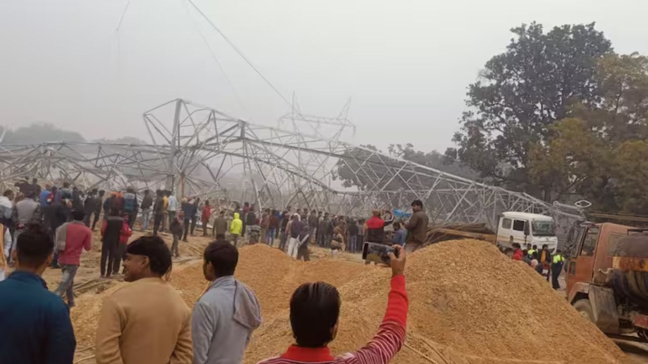 प्रयागराज में ब्रिज टॉवर गिरने से बड़ा हादसा, पांच मजदूर घायल