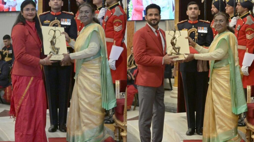 National Sports Award: मनु भाकर, गुकेश समेत चार खिलाड़ियों को खेल रत्न, राष्ट्रपति द्रौपदी मुर्मू ने किया सम्मानित National Sports Award: मनु भाकर, गुकेश समेत चार खिलाड़ियों को खेल रत्न, राष्ट्रपति द्रौपदी मुर्मू ने किया सम्मानित National Sports Award: मनु भाकर, गुकेश समेत चार खिलाड़ियों को खेल रत्न, राष्ट्रपति द्रौपदी मुर्मू ने किया सम्मानित