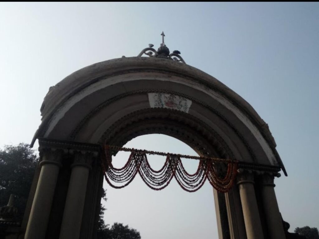 रामनगर की रामलीला: 200 वर्षों की परंपरा पर मंडराया खतरा, यूनेस्को धरोहर की सुरक्षा पर सवाल रामनगर की रामलीला: 200 वर्षों की परंपरा पर मंडराया खतरा, यूनेस्को धरोहर की सुरक्षा पर सवाल रामनगर की रामलीला: 200 वर्षों की परंपरा पर मंडराया खतरा, यूनेस्को धरोहर की सुरक्षा पर सवाल