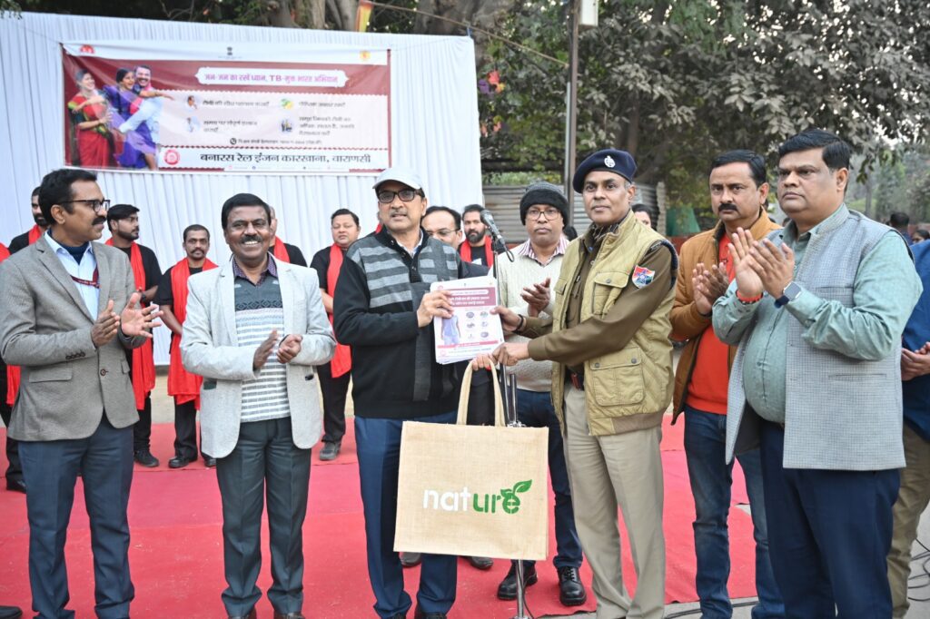 टीबी मुक्त भारत और प्लास्टिक मुक्त बरेका के लिए नुक्कड़ नाटक 'लापरवाही' का प्रभावी मंचन टीबी मुक्त भारत और प्लास्टिक मुक्त बरेका के लिए नुक्कड़ नाटक 'लापरवाही' का प्रभावी मंचन टीबी मुक्त भारत और प्लास्टिक मुक्त बरेका के लिए नुक्कड़ नाटक 'लापरवाही' का प्रभावी मंचन